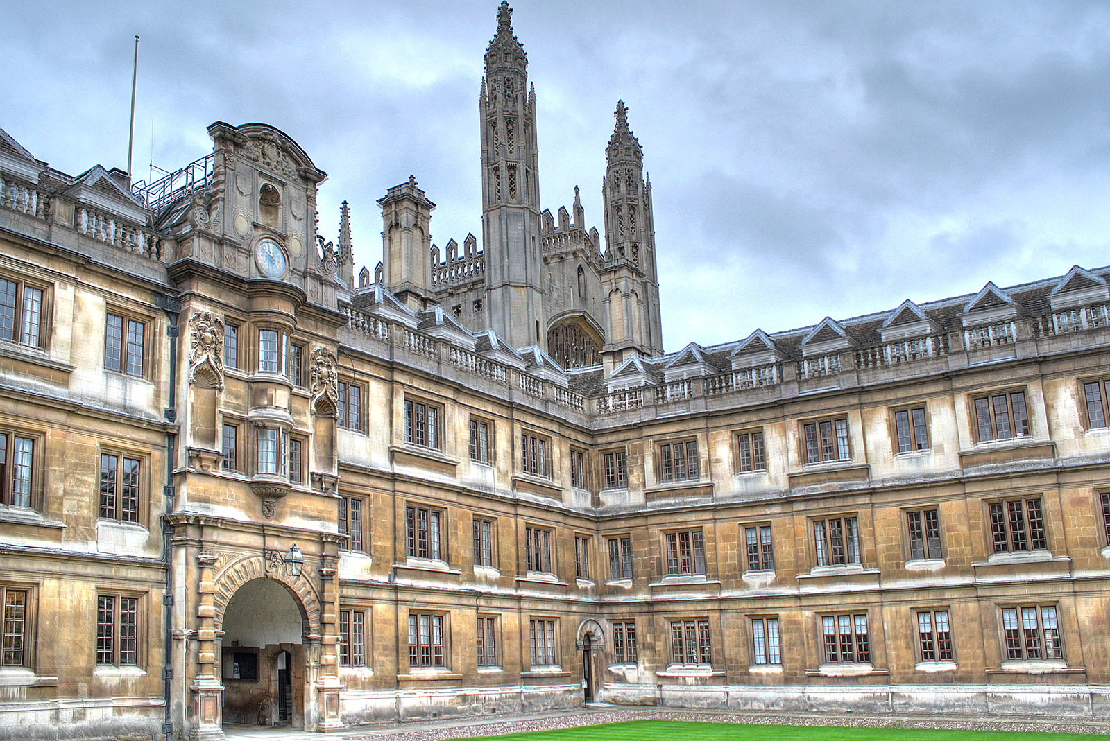 Clare-College